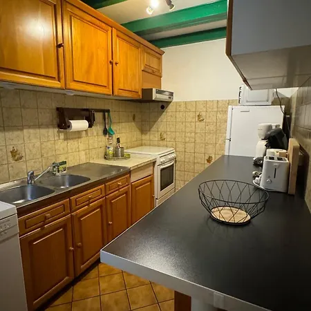 Location Dans Maison Basque * Urcuit